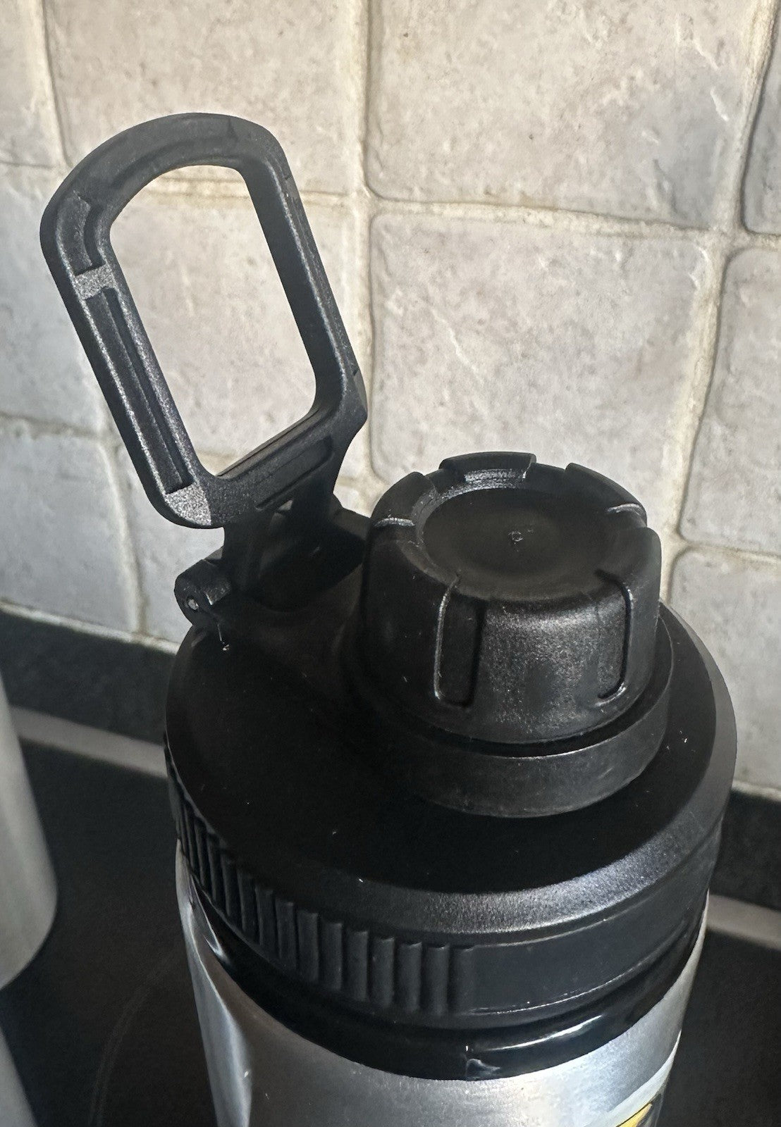 Carry on Clagging Water Bottle